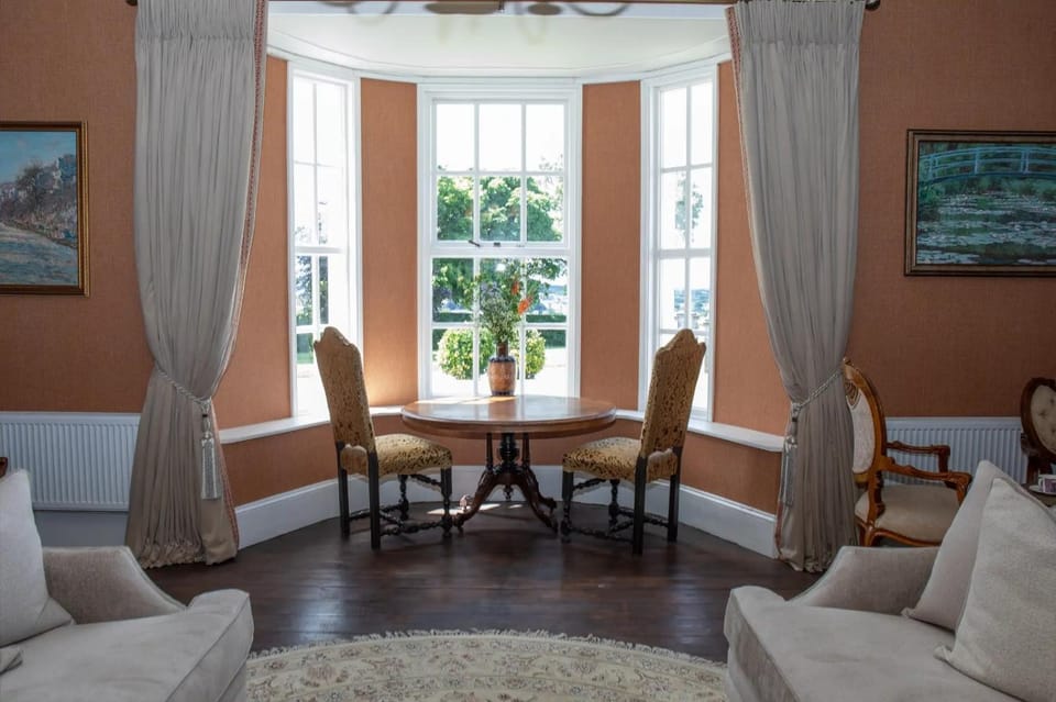 Hill House, Georgian period house, sleeps 17 House in Co. Tipperary, Ireland