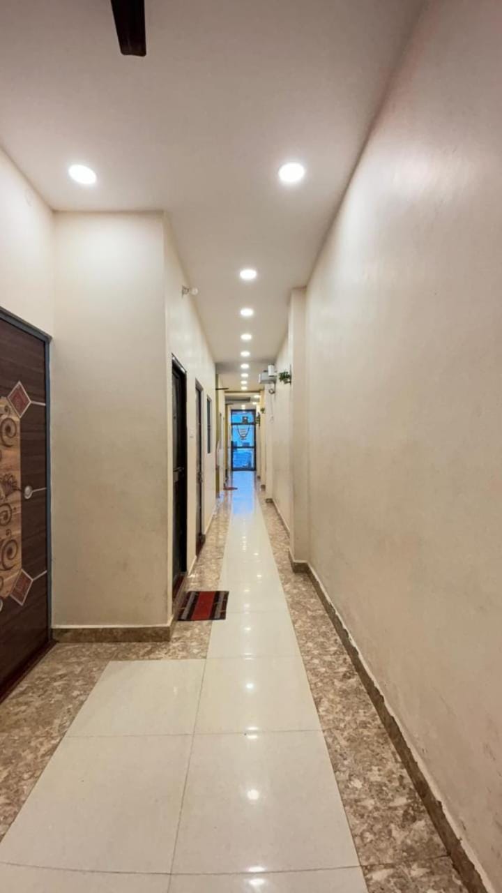 Vedas Suites- Saryu Ghat Ayodhya Bed and Breakfast in Nepal