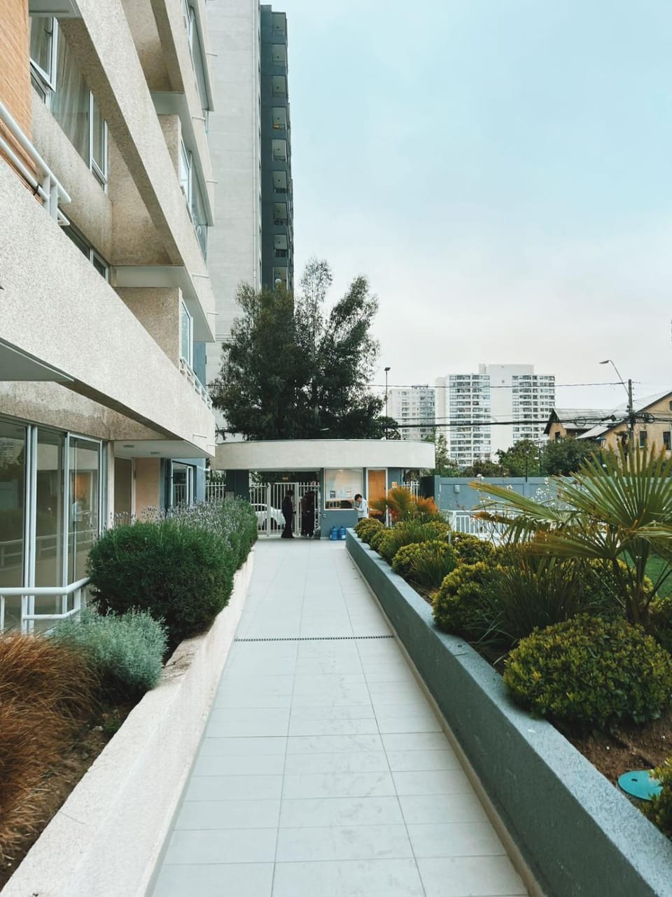 Moderno Depto con Terraza, Estacionamiento y Piscina, La Cisterna Apartment in Santiago