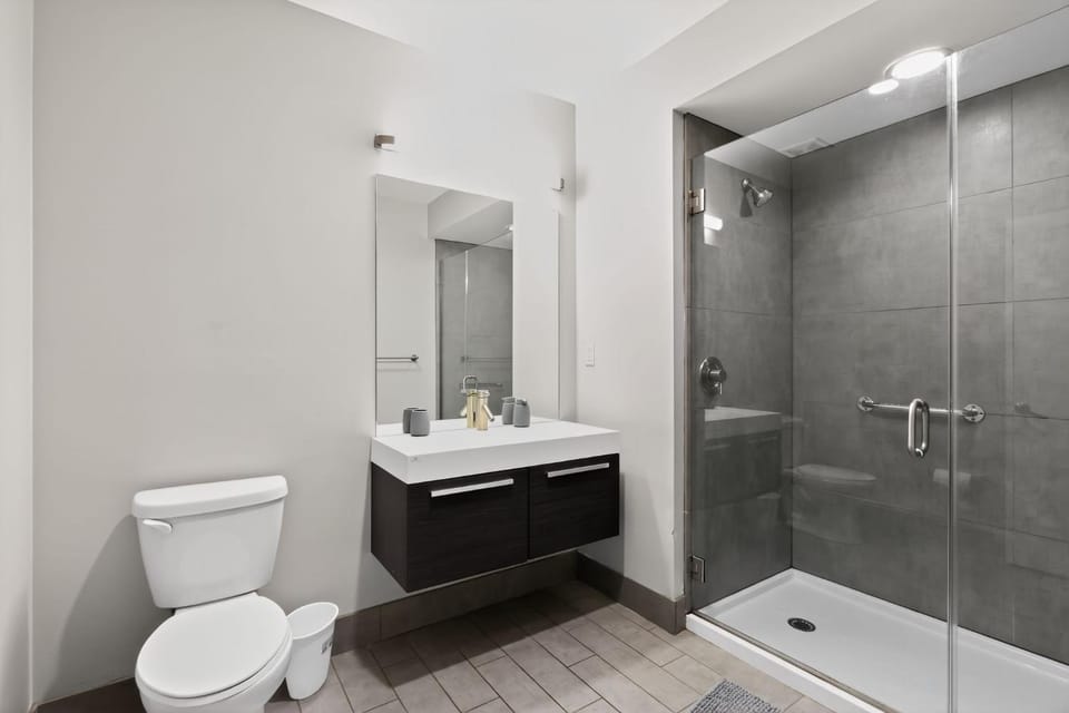 Towers at Opop 401 Spacios and Cozy 1 bd 1 b Apartment in Saint Louis