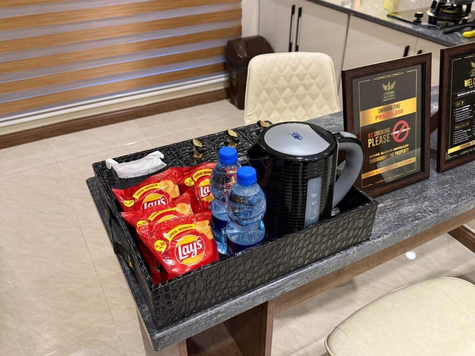 Coffee/tea facilities, Food and drinks, Drinks