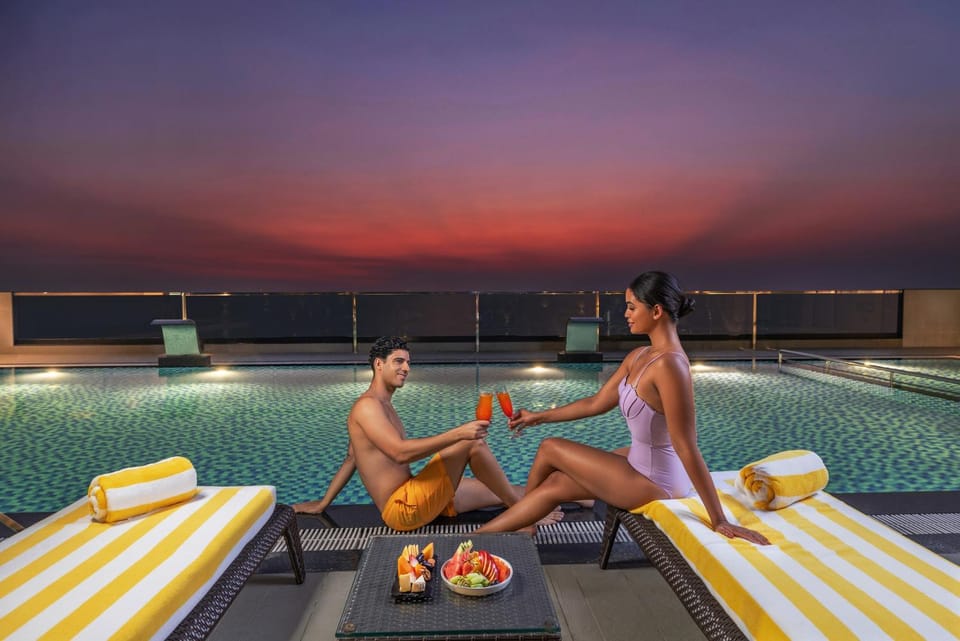 Pool view, Swimming pool