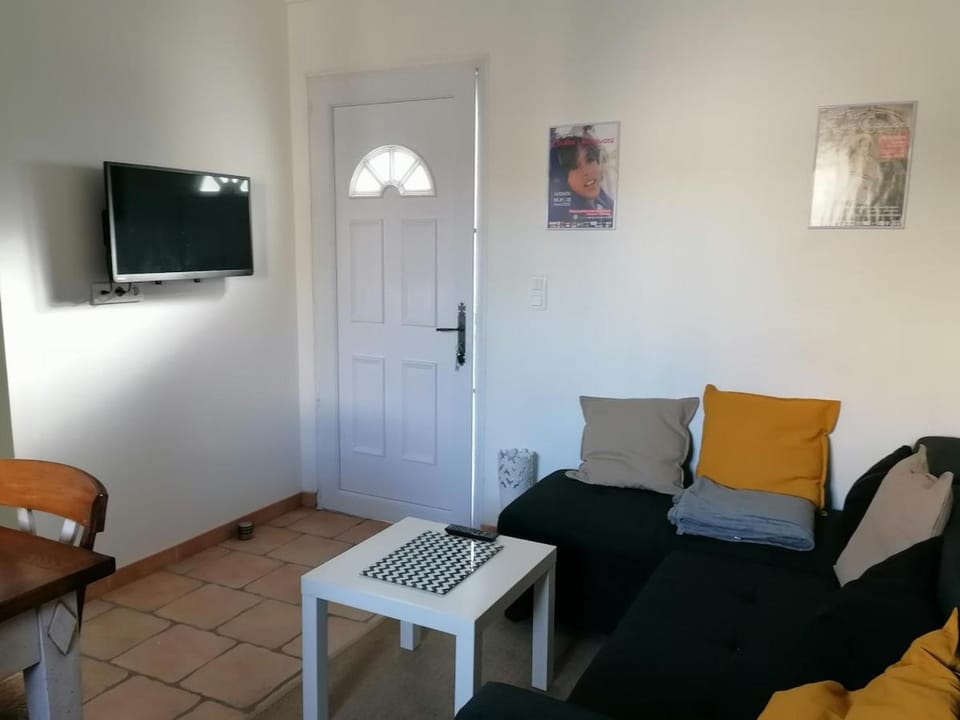 Justet's Family Apartment in Graveson