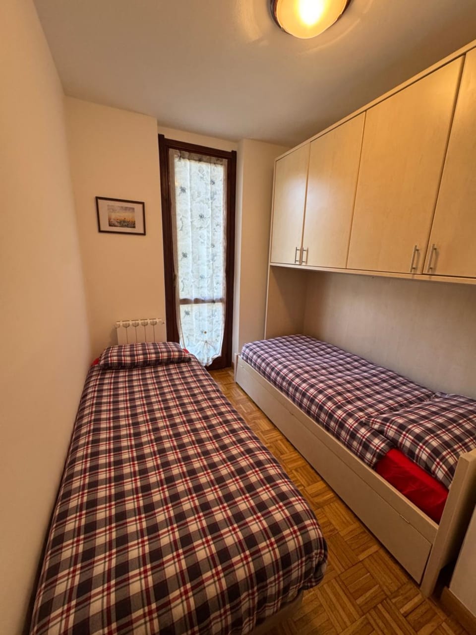 Bed, Photo of the whole room, Bedroom, wardrobe