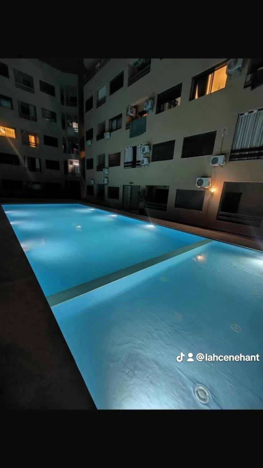 Studio confort à Hivernage Piscine, parking & toutes commodités Apartment in Marrakesh