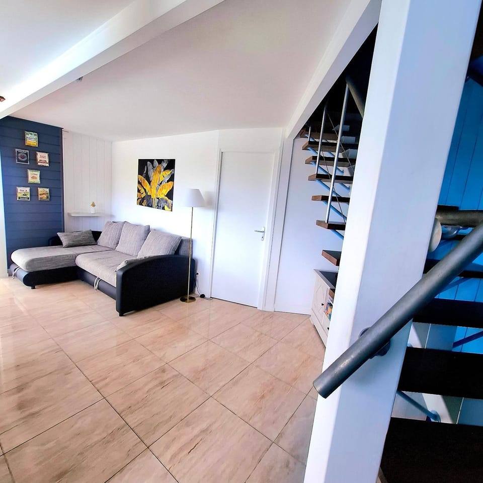 Ti-Garence vue mer Villa in Les Trois-Îlets