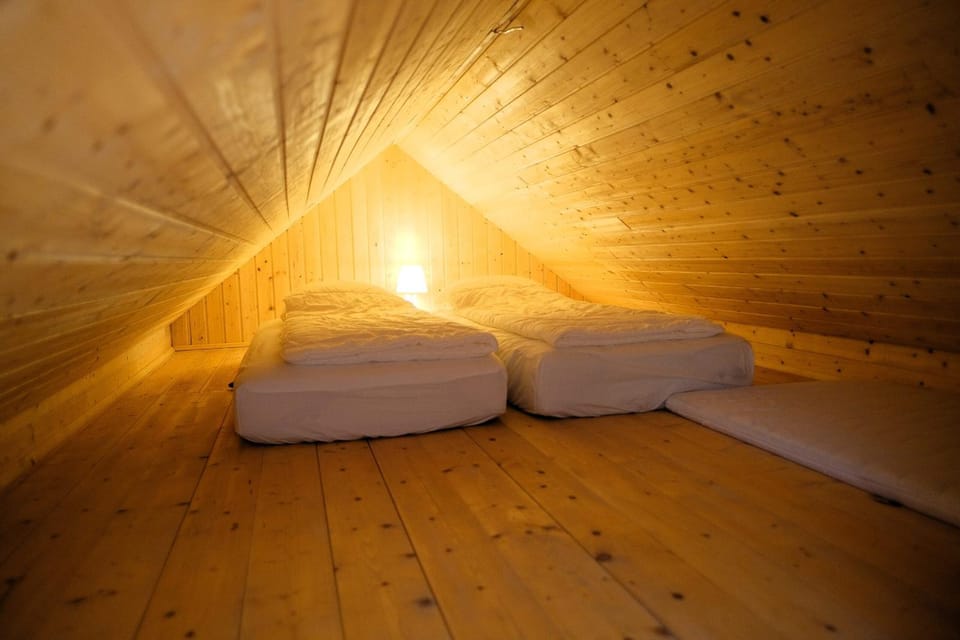Bed, Photo of the whole room