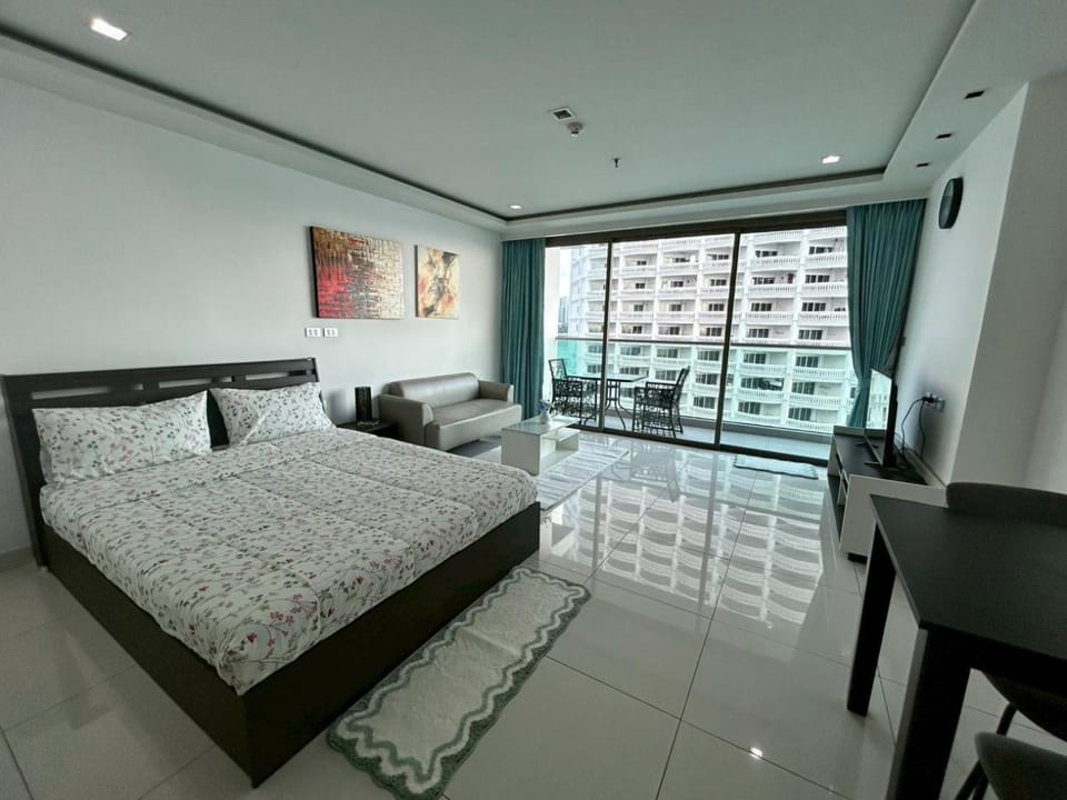 Wong Amat Tower Condominium 1205 Apartment in Pattaya City
