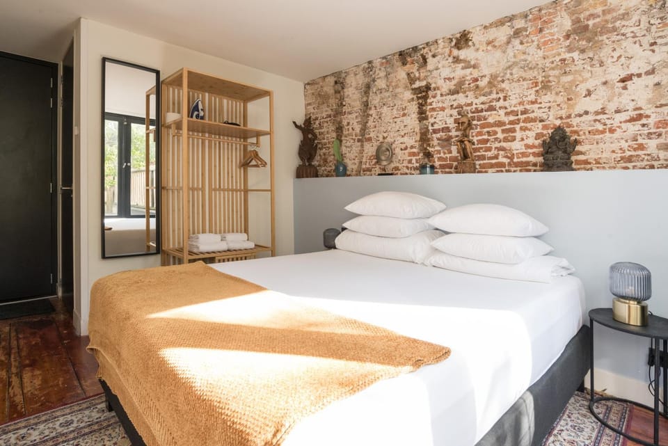 Bed, Bedroom, wardrobe