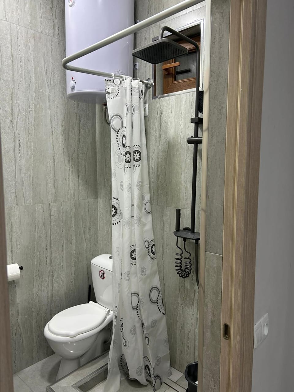 Shower, Toilet, Bathroom