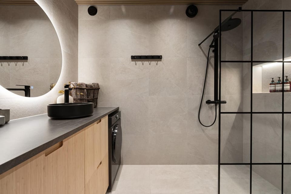 Shower, Bathroom, washing machine