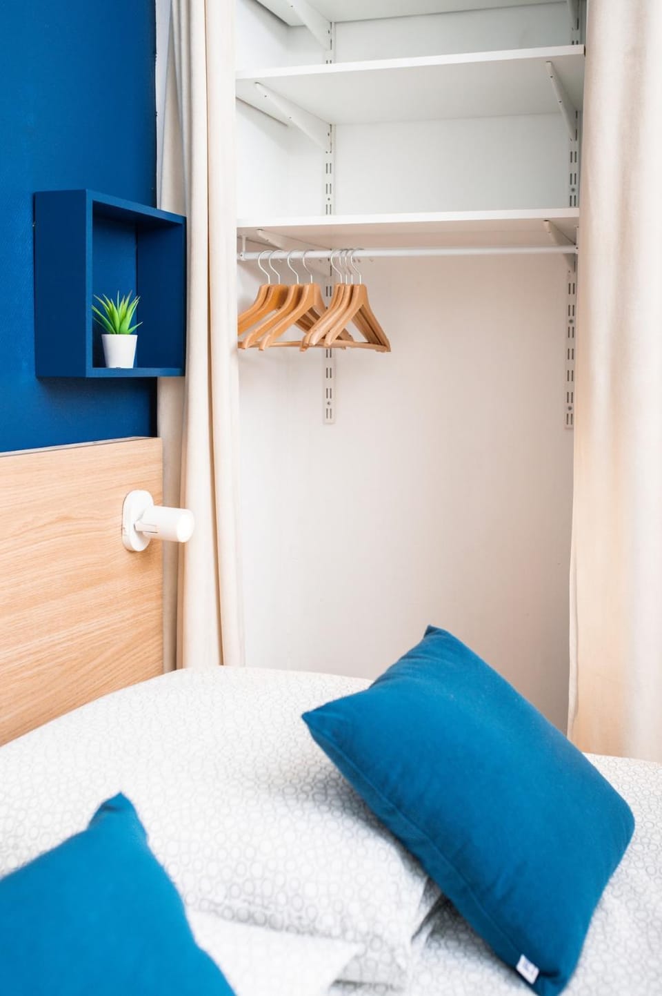 Hometimal - le BlueBird - City Center - Train station Apartment in Toulouse