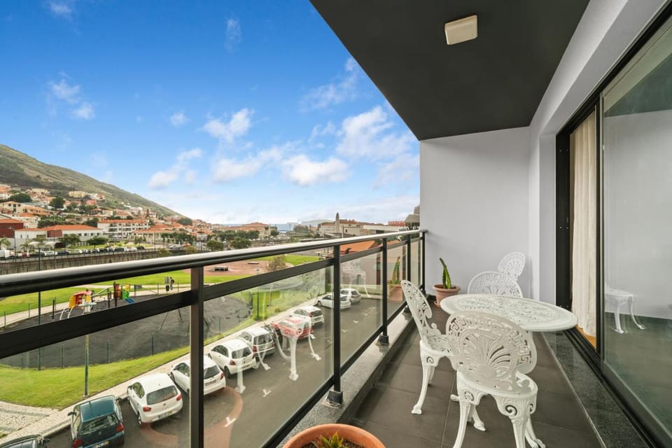 Off site, Balcony/Terrace