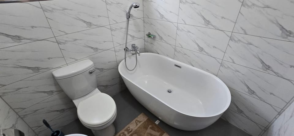 Toilet, Bathroom, Bath