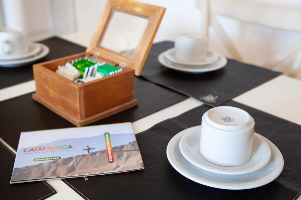 Coffee/tea facilities, Food and drinks, Decorative detail