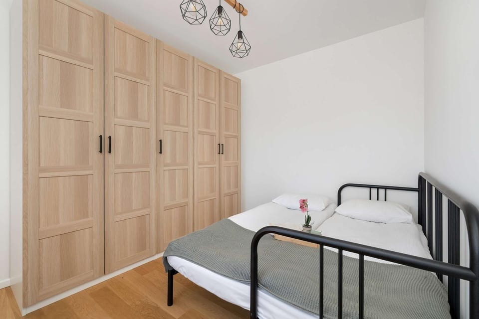 Bed, Photo of the whole room, Bedroom, wardrobe