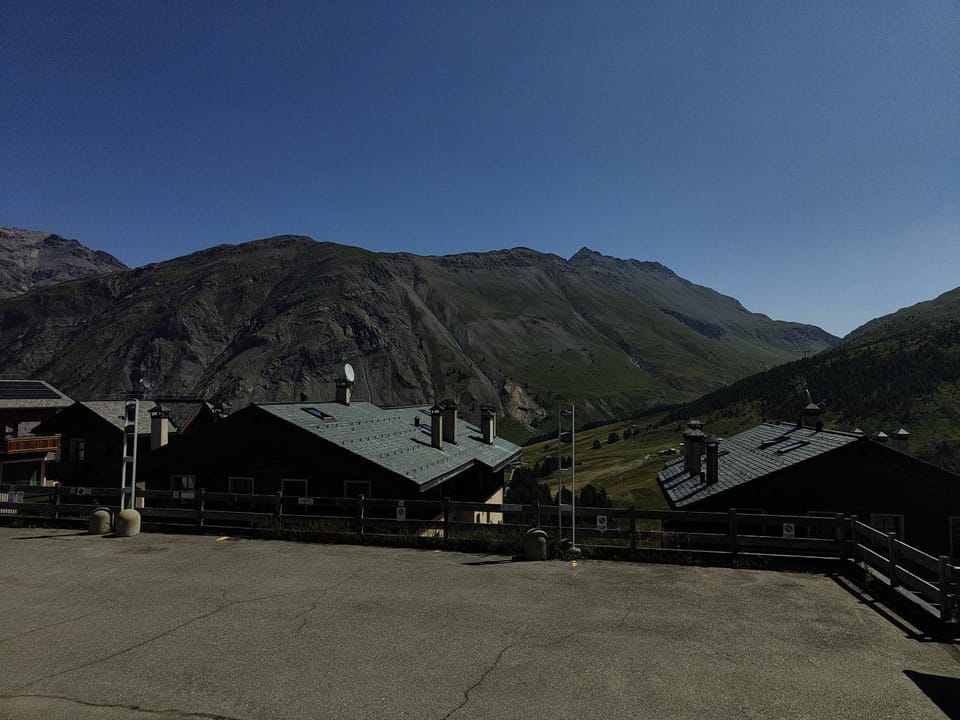 Property building, Natural landscape, Mountain view