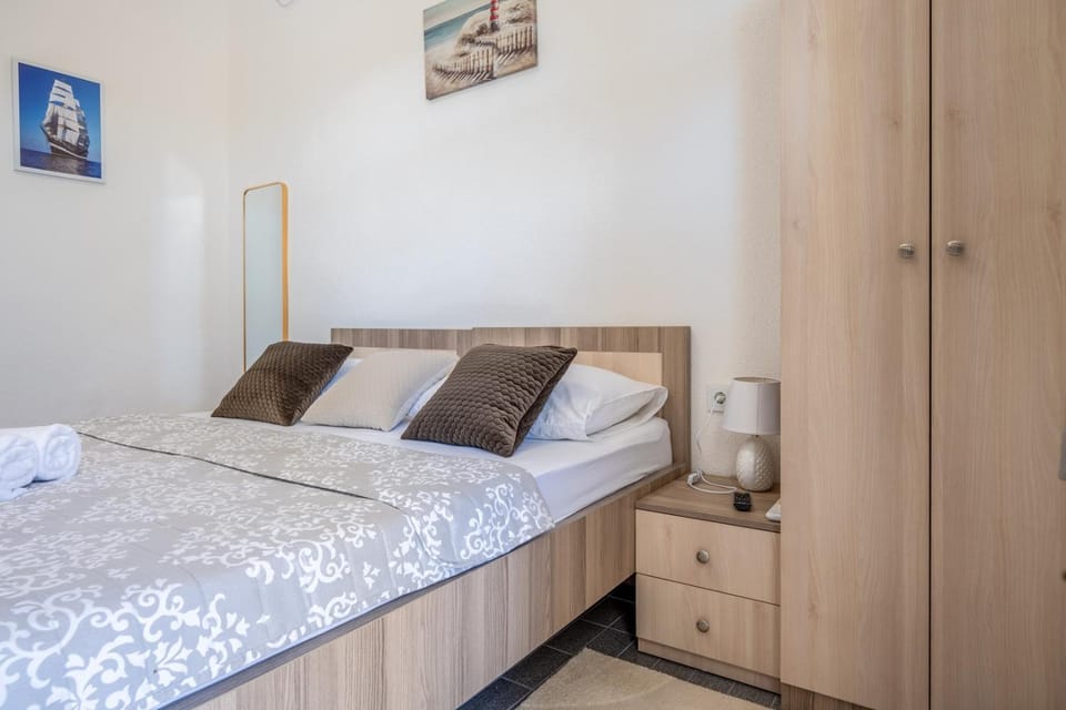 Apartments & Rooms La Puntina Bed and Breakfast in Neum