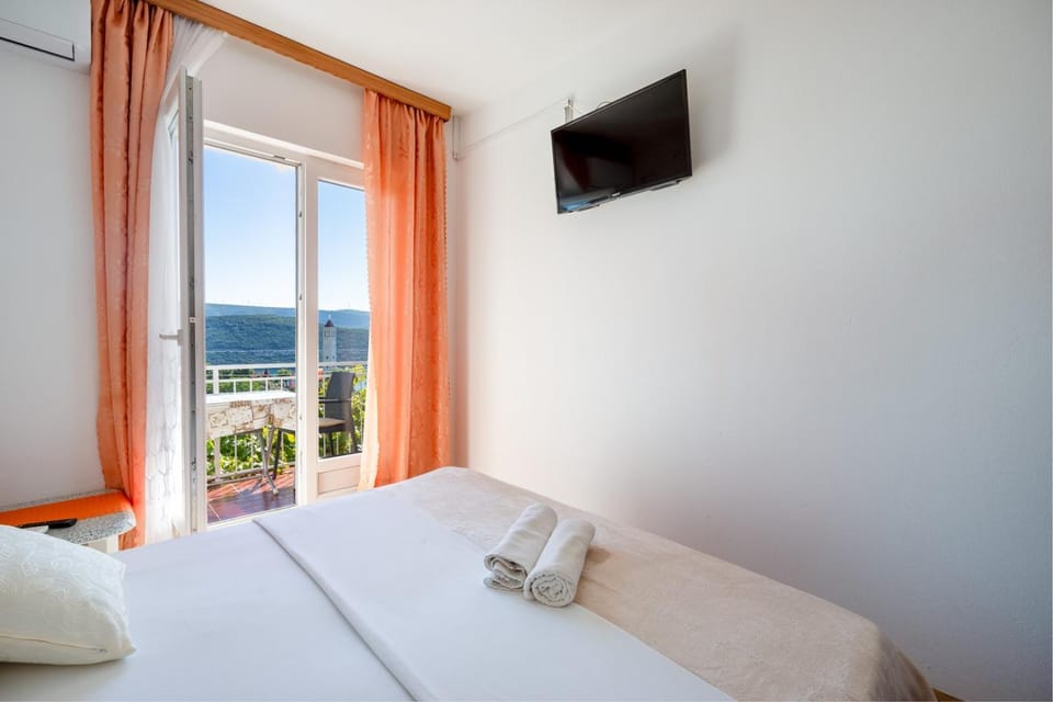 Apartments & Rooms La Puntina Bed and Breakfast in Neum