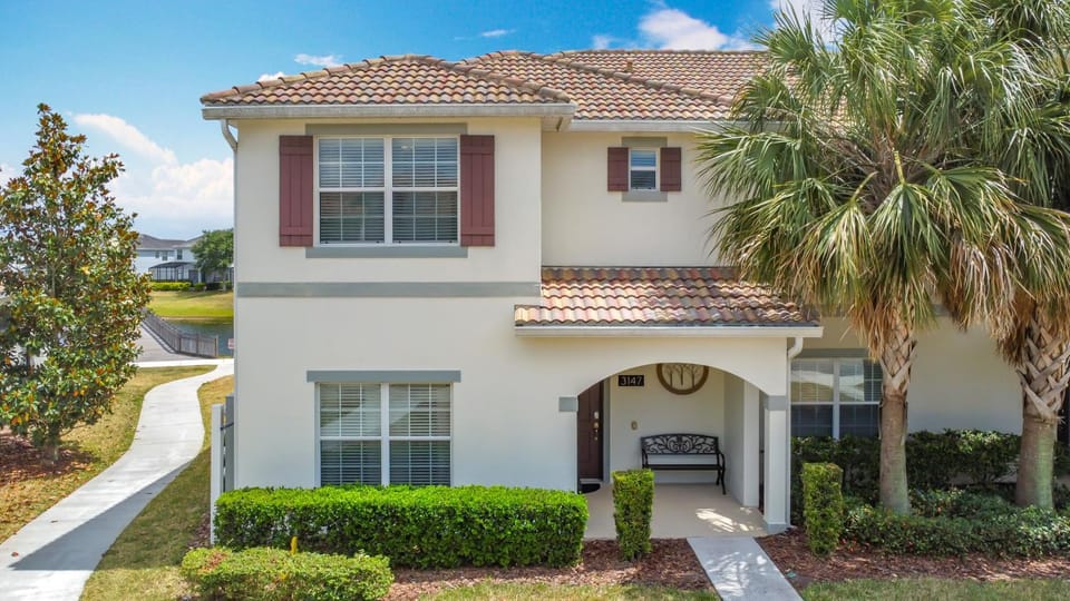 3147 - 5BR w Pool 10min Disney 2 Water Parks House in Kissimmee