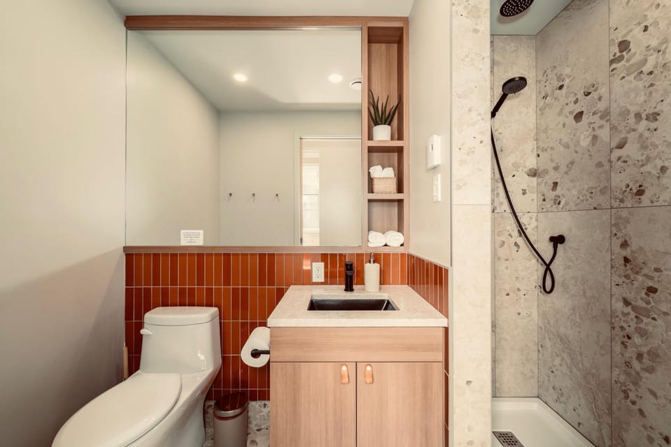 Shower, Toilet, Bathroom