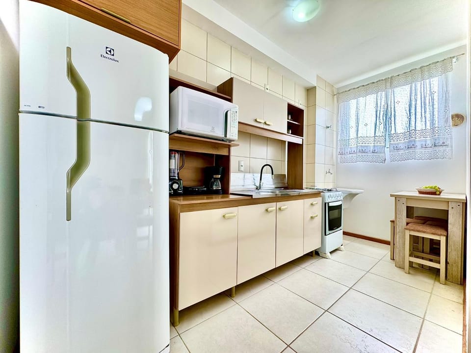 Kitchen or kitchenette, oven, stove