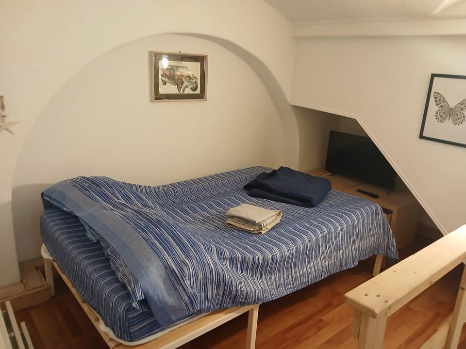Tri-na-krì-a Apartment in Catania