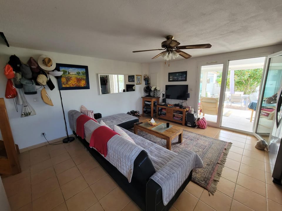 Belle maison spacieuse et traversante, climatisée, Wifi, vue réserve, 6-8 couchages à PORTIRAGNES PLAGE LRCS91 Villa in Portiragnes