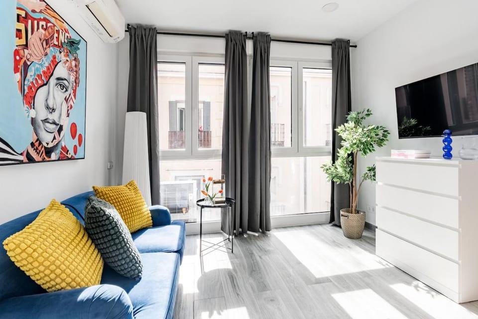 Ballesta Cool Spot Apartment in Centro