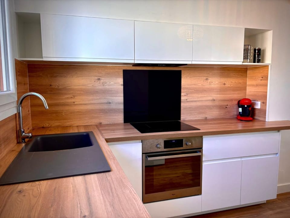 Kitchen or kitchenette, stove
