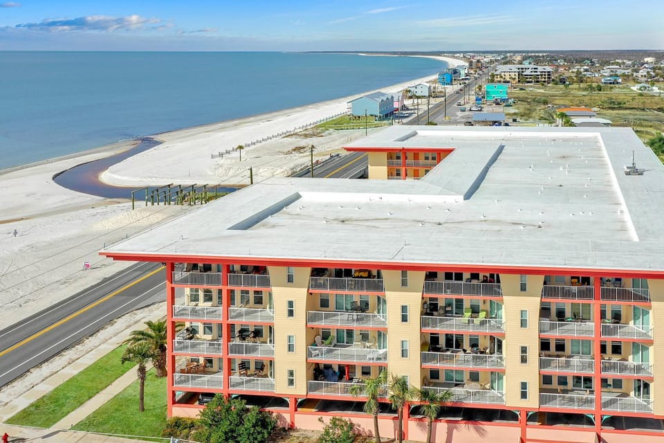 Paradise Shores 105 by Pristine Properties Vacation Rentals Apartment in Mexico Beach