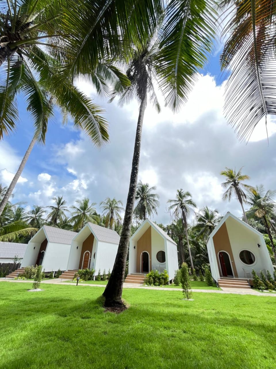 De coco villa kohkood V1-V2 Bed and Breakfast in Trat Changwat