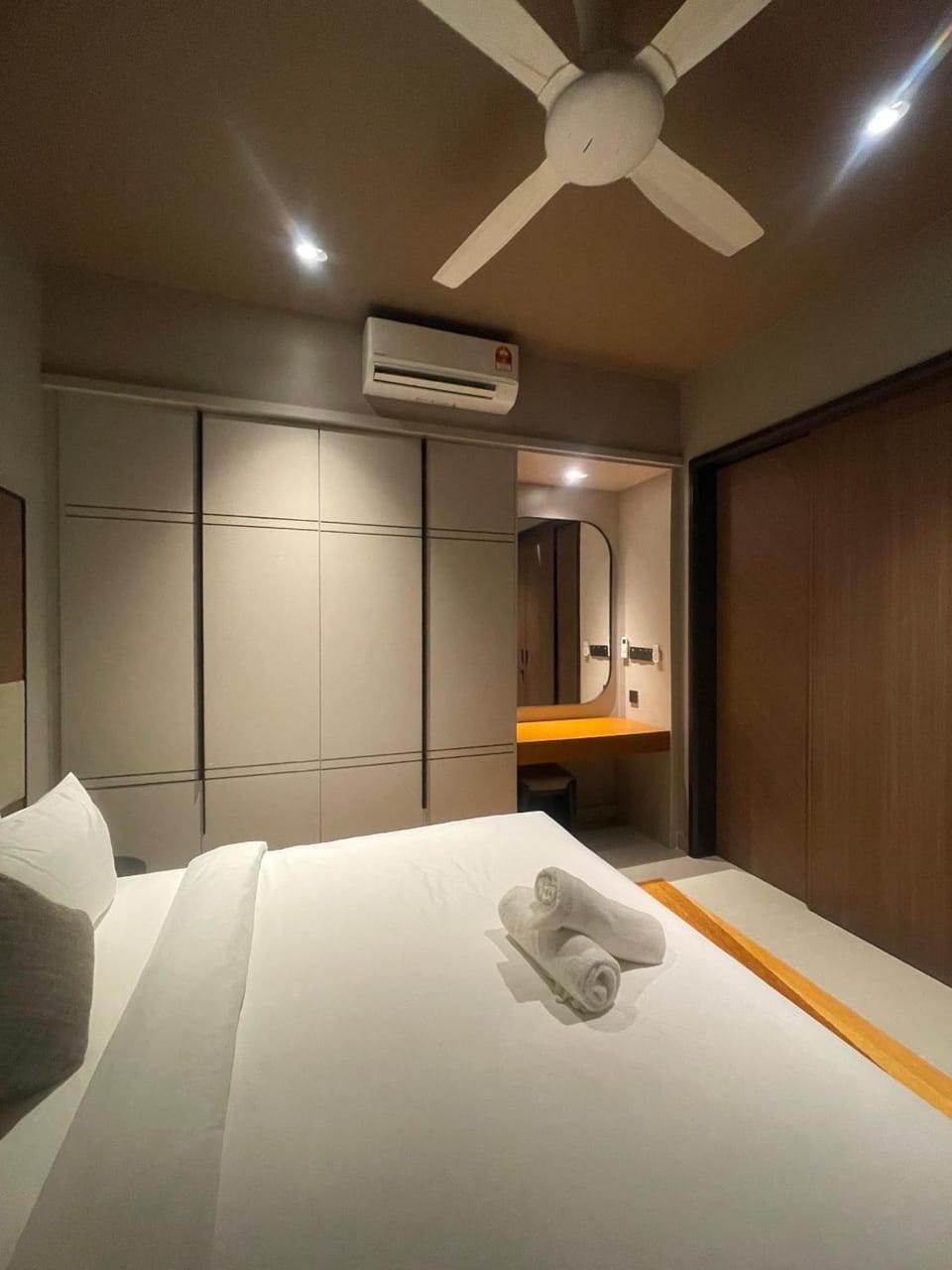 Luxury Executive Suite Antara by Enigma 1BR with KLCC View Lvl 26 Apartment in Selangor, Malaysia