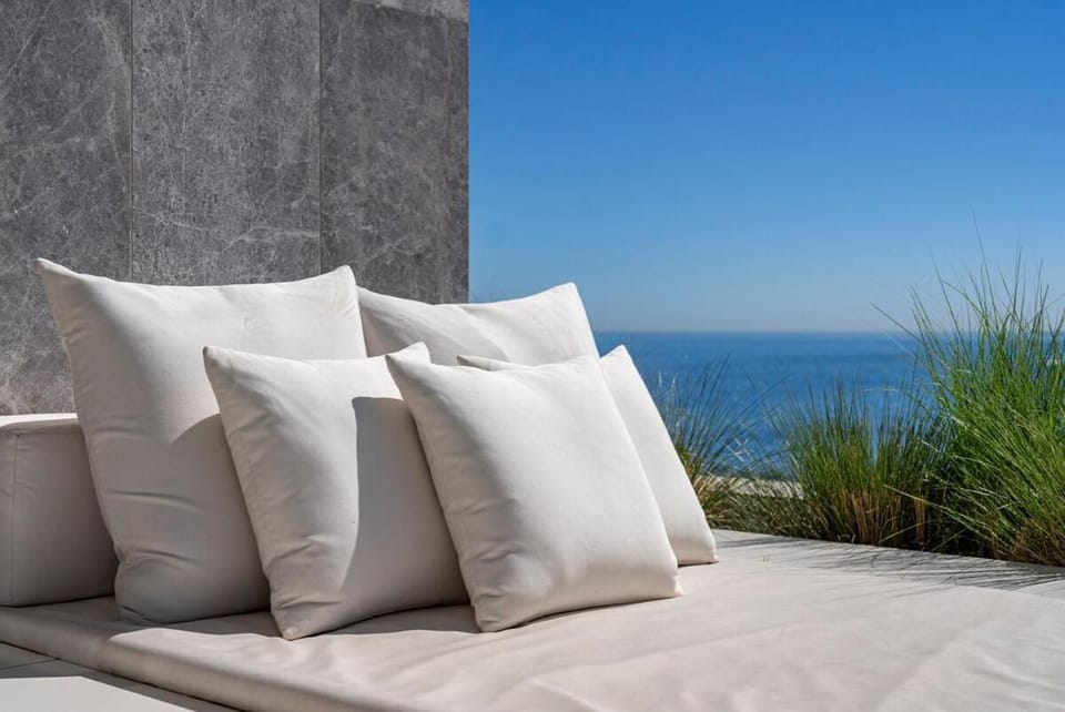 Solstice by Bliss Collection Apartment in Camps Bay