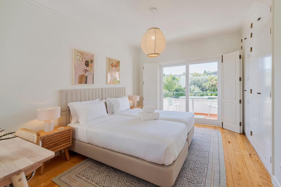 Bed, Photo of the whole room, Bedroom, towels, wardrobe