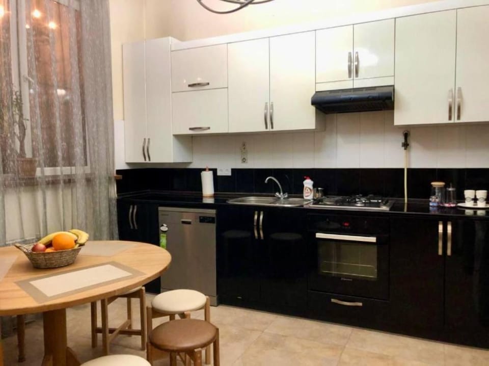 Kitchen or kitchenette, Dining area, oven, stove, toaster