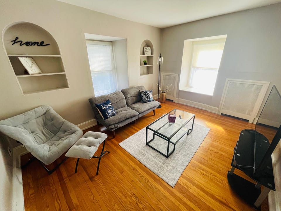Monthly Discount Affordable 1BR in Melrose Park Apartment in Cheltenham Township