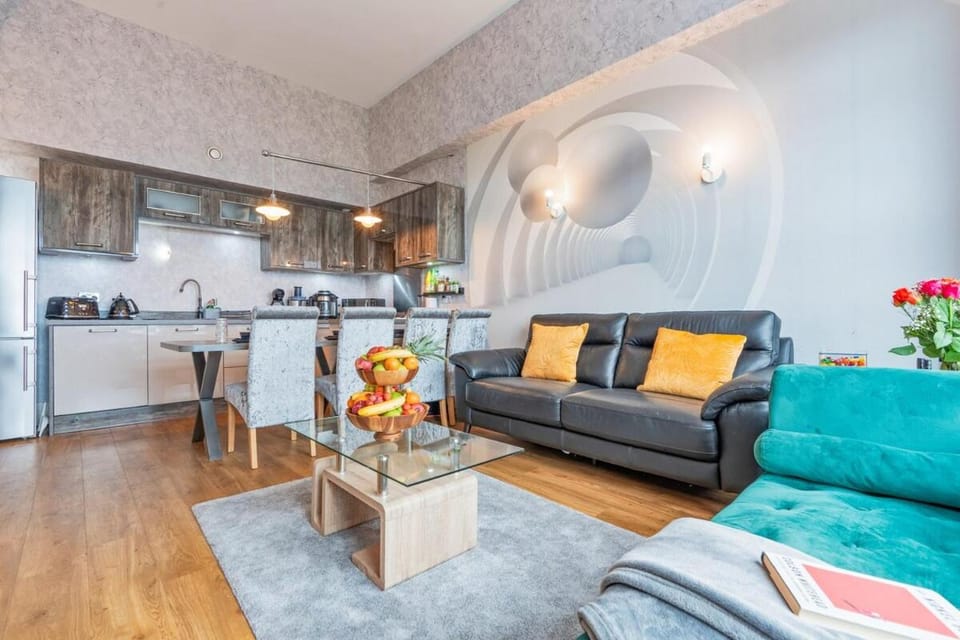 Living room, Dining area