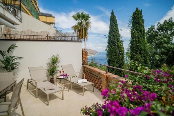 MAVI' Taormina apartments House in Taormina