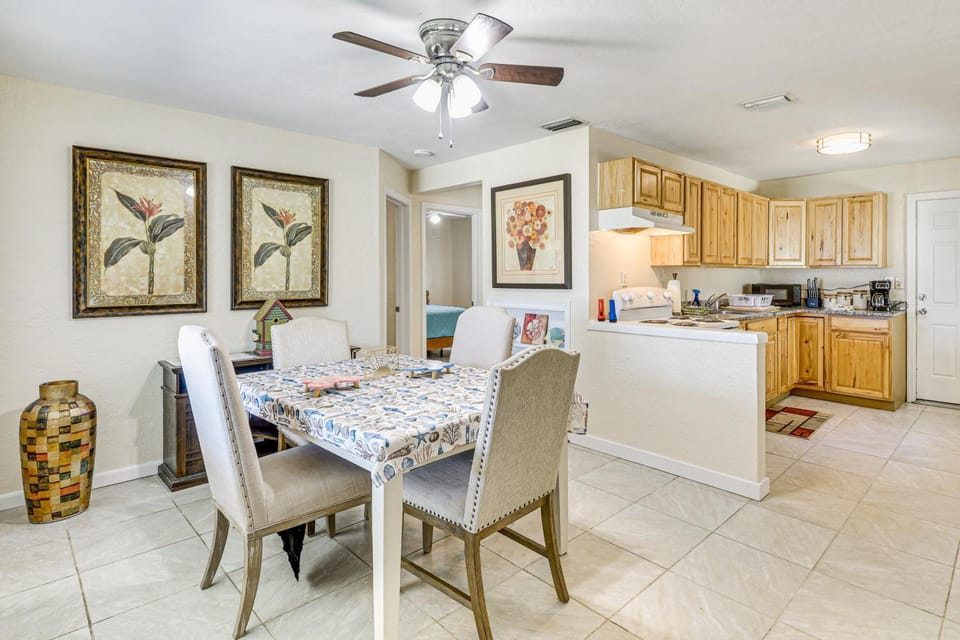 Ormond Beach Family Home Between River & Ocean House in Daytona Beach