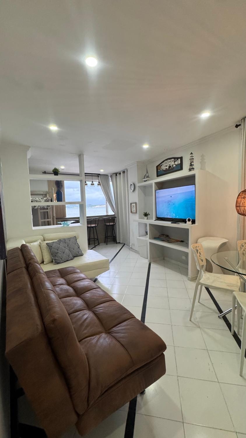 Playa Mar Apt with pool, views and beach access Apartment in Cartagena