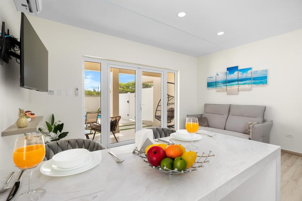 Dining area, Diving