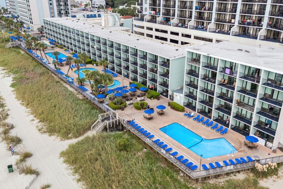 Compass Cove 255 - Oceanfront House in Myrtle Beach