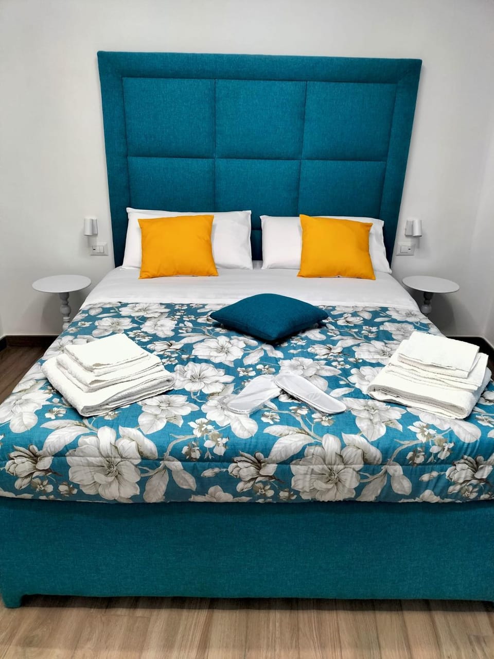 Il Faro di Santa Lucia Bed and Breakfast in Naples