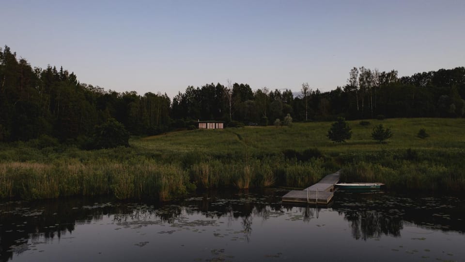Contemporary design lake cabin Cabin in Estonia