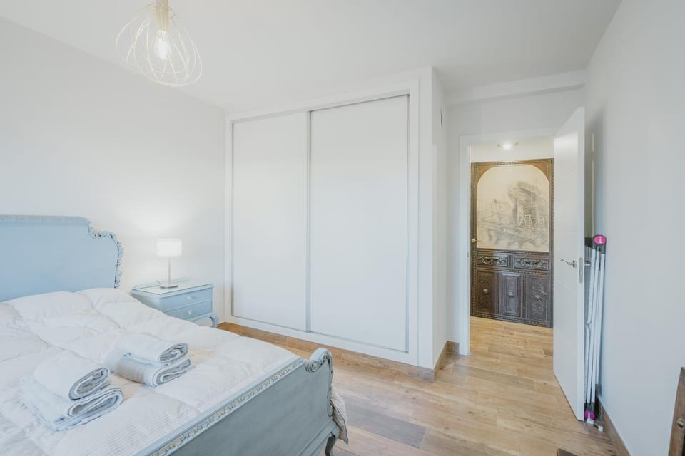 Living room, Bedroom