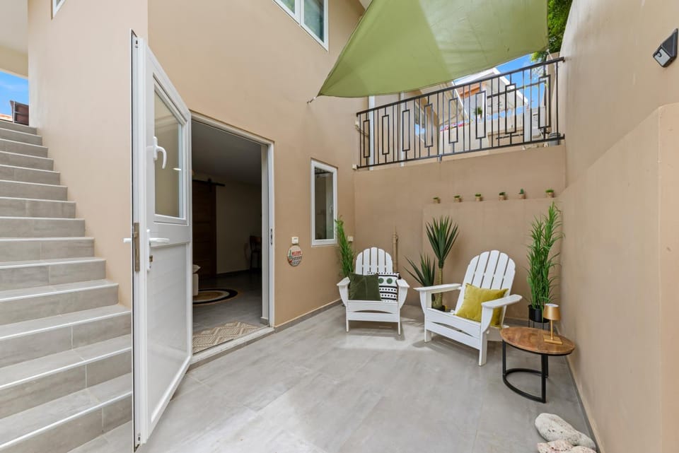 Patio, Balcony/Terrace