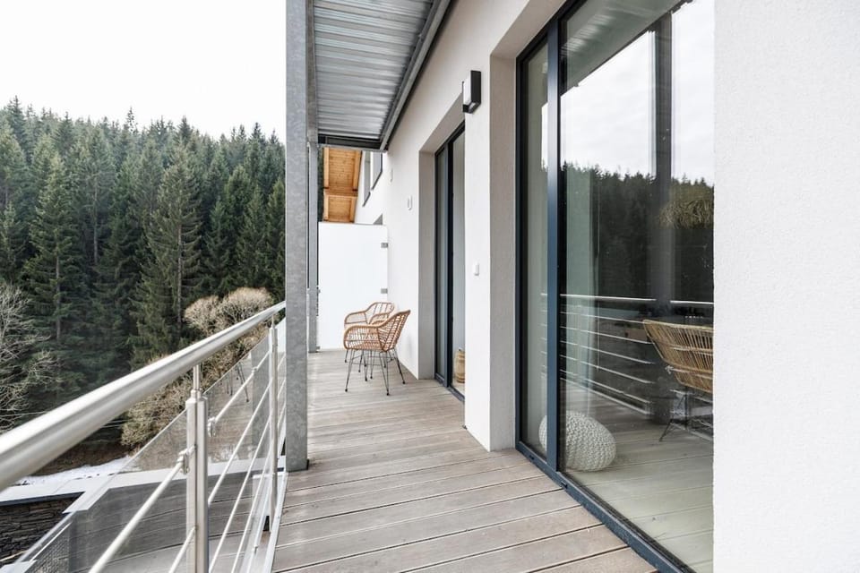 Natural landscape, View (from property/room), Balcony/Terrace