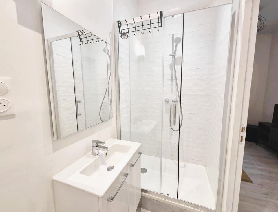 Astana - Concon confortable & Harmonieux Apartment in Reims