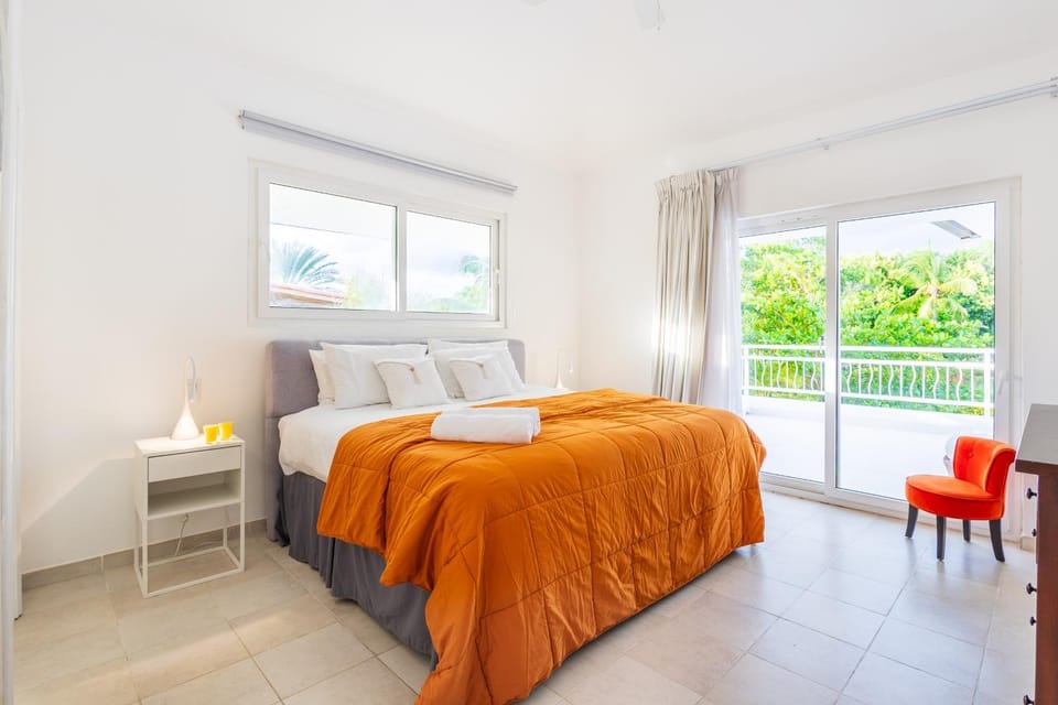 Bed, Balcony/Terrace, Bedroom